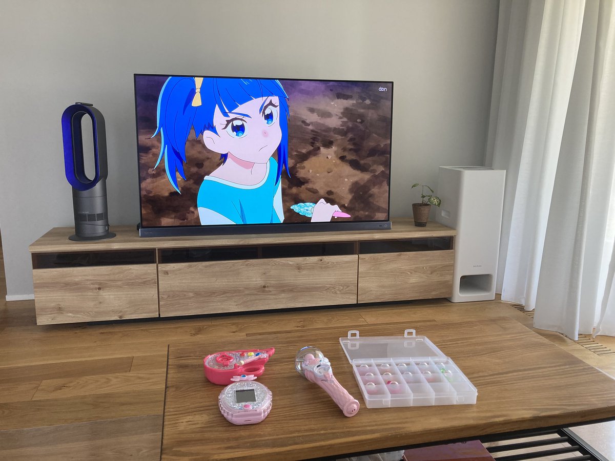 yuzuyan0120's tweet photo. 今日のプリキュア
だいぶアイテム増えてきた。
#ひろがるスカイプリキュア #プリキュア https://t.co/mpuqkRU6hD