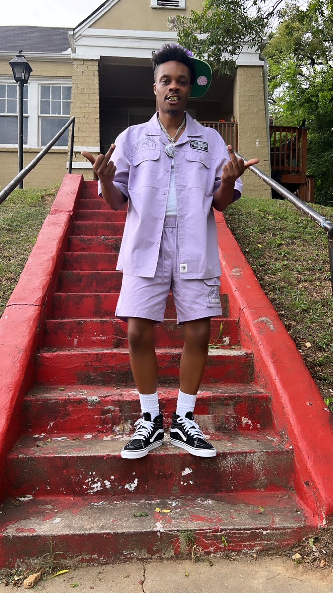 fred_ebony's tweet photo. F*ck niggas want my look, couldn’t get a Chance… #NoCap👾
#LLChuck😈 https://t.co/P0Caz2vFFk
