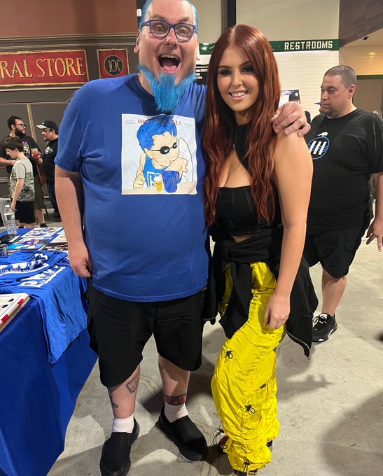 I met @BlueMeanieBWO today! And he ended up being one one the nicest people I&rsquo;ve ever talked to! https://t<a class="tags" target="_blank" title="On Twitter" href="/?out=eyJ0eXAiOiJKV1QiLCJhbGciOiJIUzUxMiJ9.eyJpYXQiOjE3MjI0Njc2NjMsImlzcyI6InR3cG9ybnN0YXJzLmNvbSIsIm5iZiI6MTcyMjQ2NzY2MywiZXhwIjoxNzU0MDAzNjYzLCJyZWRpcmVjdF91cmwiOiJodHRwczovL3R3aXR0ZXIuY29tL0JsdWVNZWFuaWVCV08ifQ.0iWnZpSBxcC1iTdzmudxBbMfuMVtGoKgamKKePa1K2KiEaCV6vvi3DYeuXoAaXyh9J6X6wFJbGg3v2mZHqqHIQ">@BlueMeanieBWO</a>