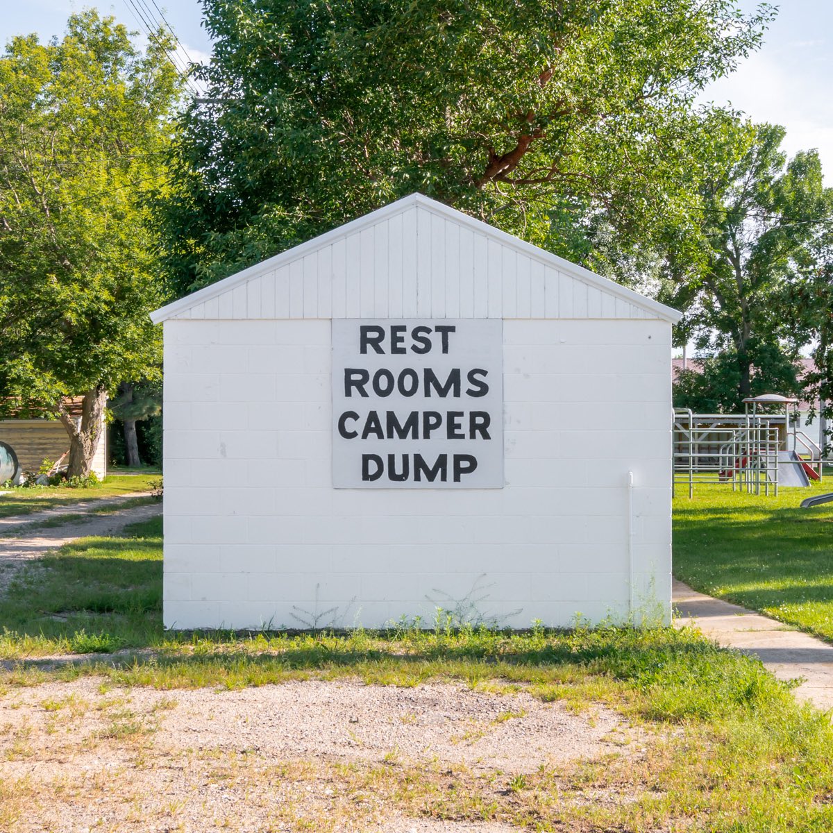 Public toilet
Lehr, ND