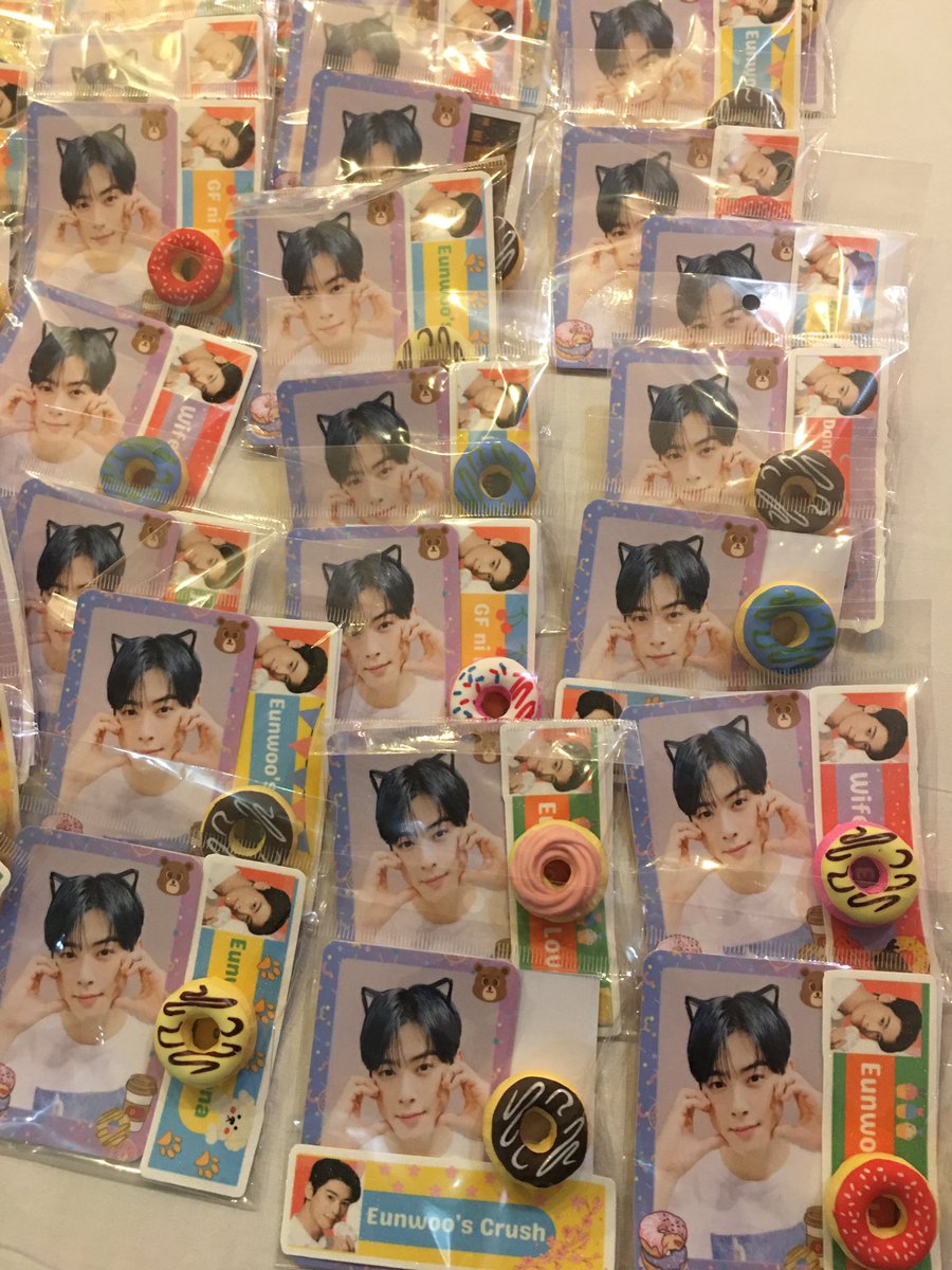 jyenni30's tweet photo. Hi Everyone, I'll be giving this freebies today! 
   💙 Limited quantity
   💙 to claim: rt &amp; like show on d-day
   💙 Time &amp; Place TBA

 See you 🥰
#ChaEunWooDunkinPH 
#아스트로 #차은우 https://t.co/ZjcFMDB2nE