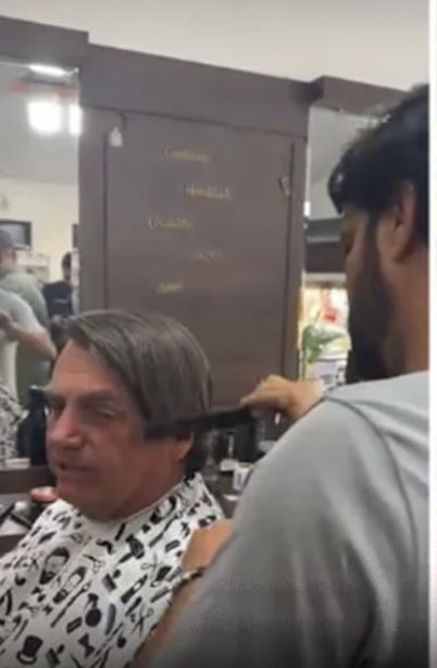 ZEDEDIO's tweet photo. Beiçola da grande família. https://t.co/ym9m0KFA9D
