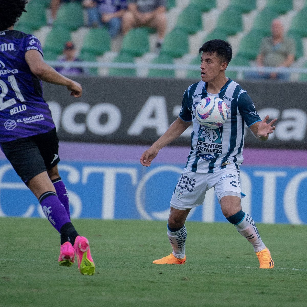 GemScouting's tweet image. Left back 🇲🇽Miguel Rodriguez (20) in his Liga MX debut for Pachuca yesterday night against Mazatlan:

- 90 mins
- 1 Assist
- 3 Chances created
- 7 Passes into final 1/3
- 4/7 Duels won 
- 1/1 tackles
- 1/1 dribbles

👀One to watch if he can get more minutes and production