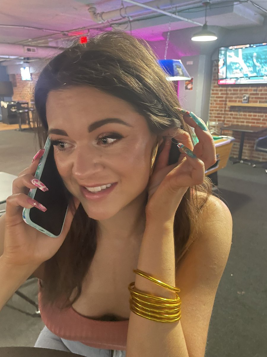 Lizz ⚡️ tweet media