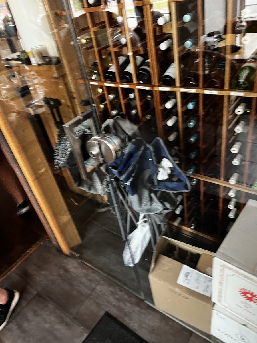 mark10485954's tweet photo. ⁦@GordonRamsay⁩ hi chef do you think this is a good place to put these fold up chairs? https://t.co/DWnzbvNJLX