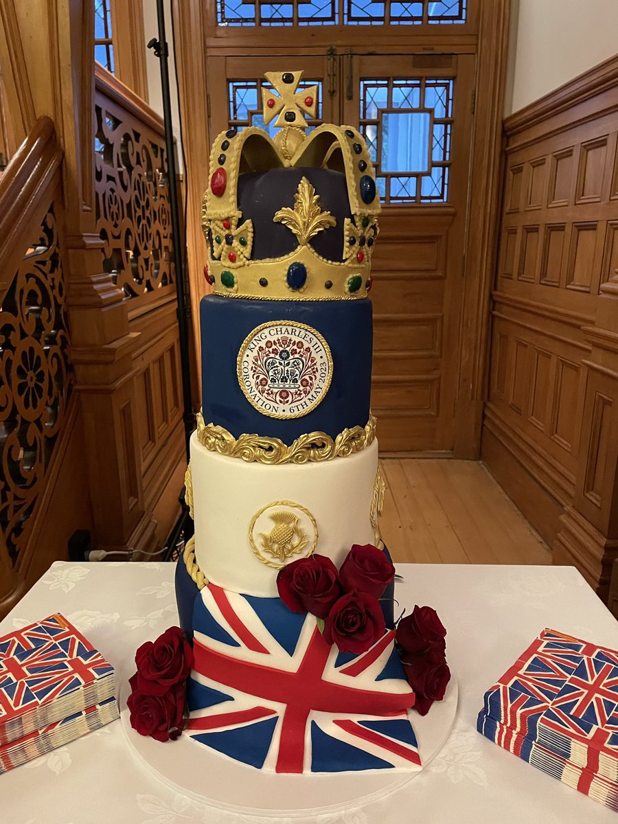 The King’s Birthday Cake was simply magnificent. I feel the King should be sent a slice from every Embassy and High Commission KBP cake but I suspect the calories would really mount up 😆 <a href="/UKinNZ/">UK in New Zealand</a>