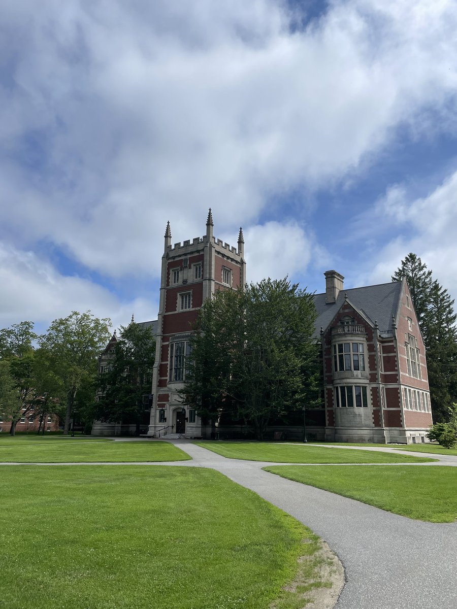 Had a wonderful time visiting Bowdoin College today! Thank you <a href="/CoachCerf/">Jimmy Cerf</a> and <a href="/CoachBJHammer/">William Hammer</a>!  

<a href="/SMES_football/">St. Margaret's Football</a> <a href="/CoachDOShea/">Dan OShea</a> <a href="/Kmine4/">Kory Minor</a>