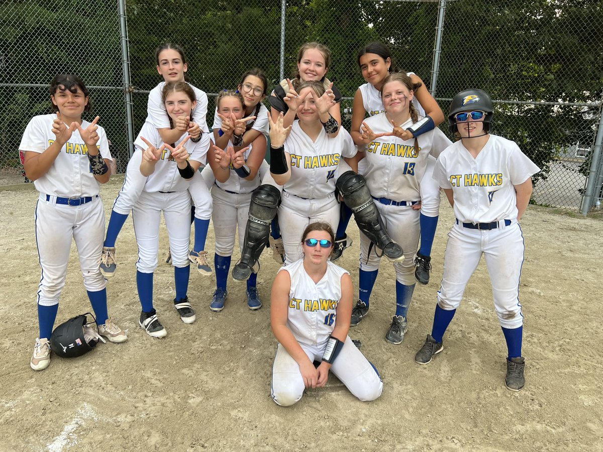 CTHawksSoftball's tweet image. Win #1 against CT Burn 4-2 in bracket play! 💥 Early 8am game tomorrow morning! @BabeRuthLeague #winnersbracket