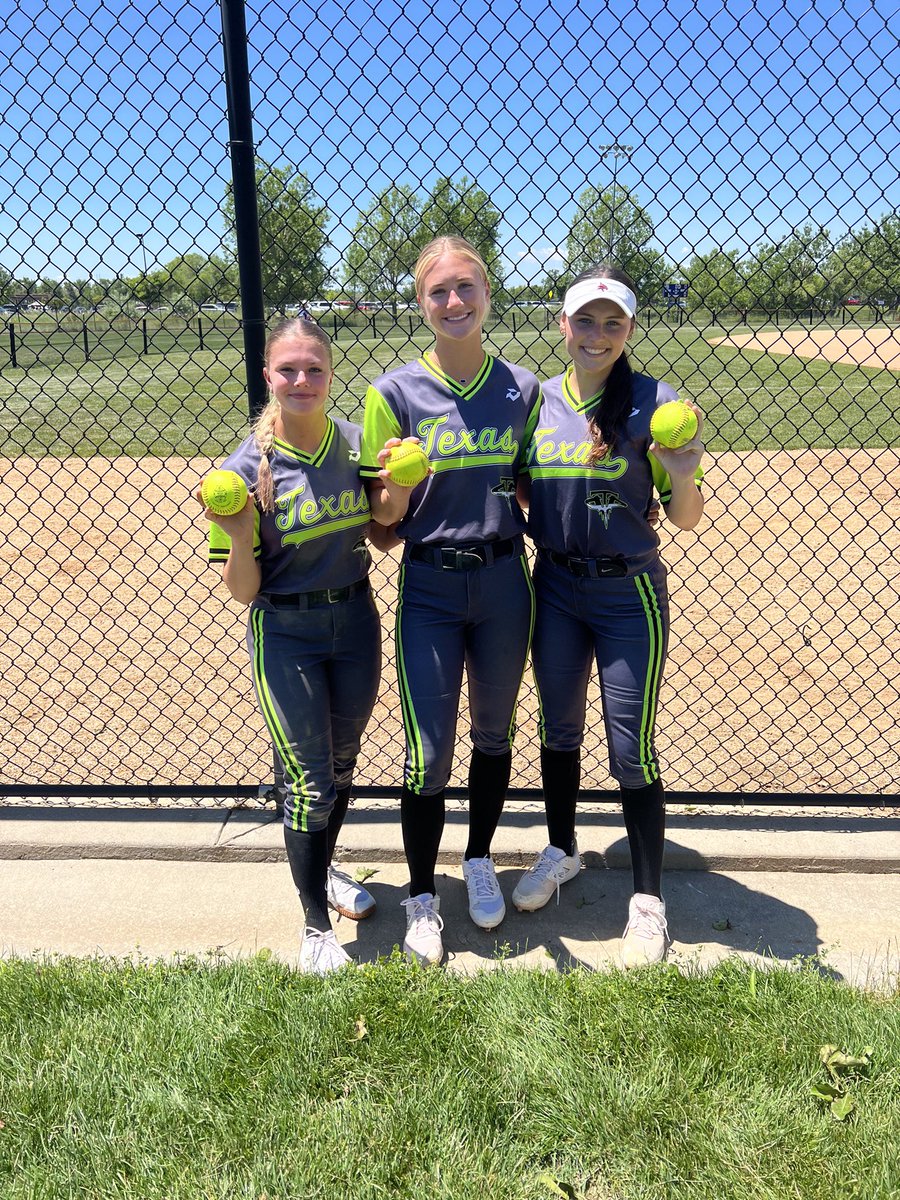 Diva Bomb Squad was back in action this morning!  Congrats to @HollieThomas24 @molly_b2023 and @GarrettMayson! #ByAllMeans #hardworkpaysoff #TDD18u #DivaBombSquad