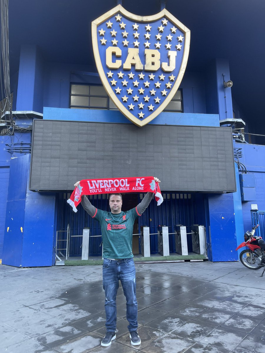 leandro_caria's tweet photo. You’ll Never Walk Alone 
#Liverpool #liverpoolsupporters #YNWA #LiverpoolFC https://t.co/P5M6m4Mrb2