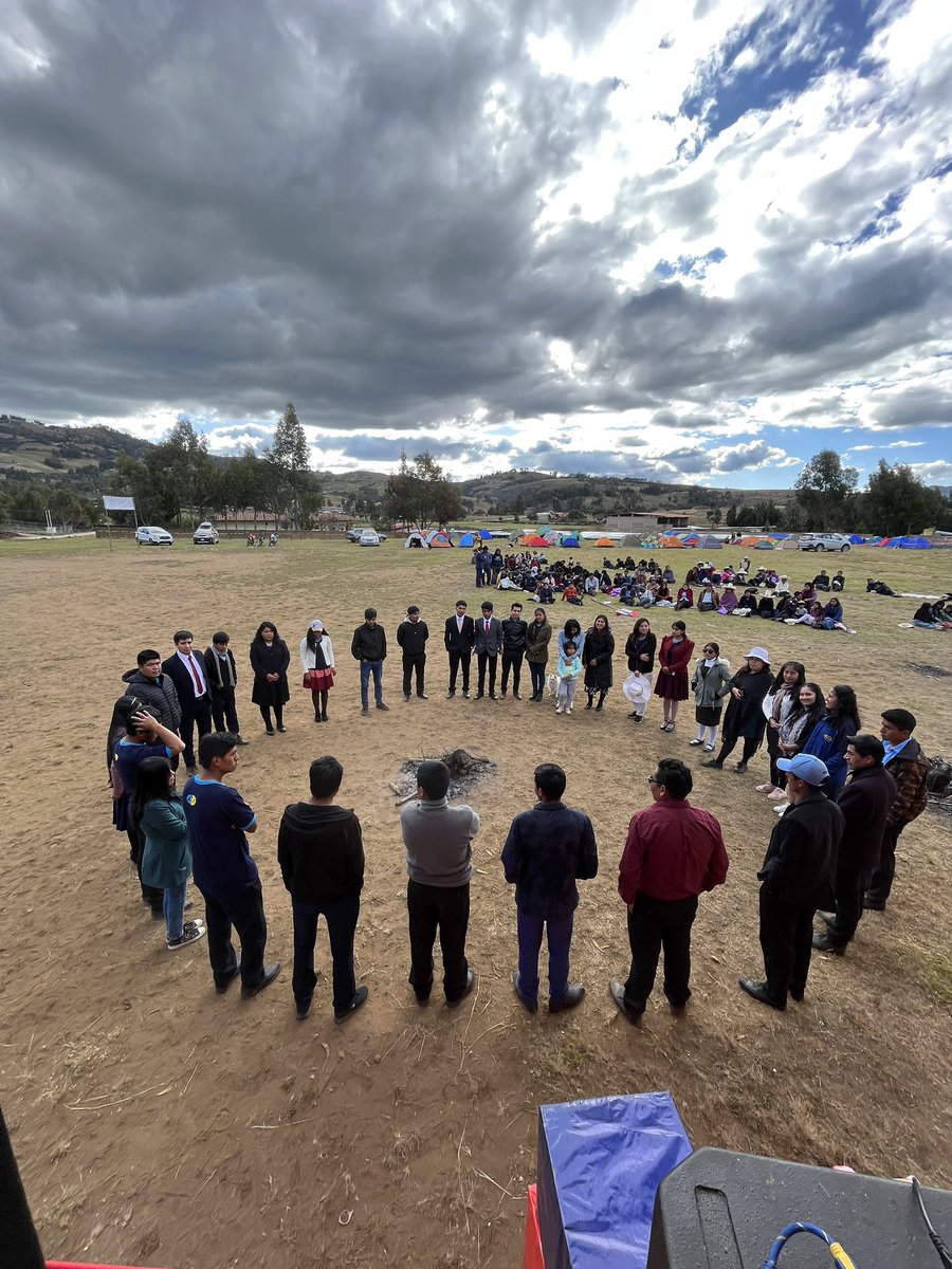 abimaelobando's tweet photo. 25 jóvenes salieron al llamado para ser colportores y pertenecer al Proyecto *#OYIM un año en Misión en la MiNEP* de los distritos de #Huambocancha y #San #Pablo #B en el #Campamento de #Chamis en #Cajamarca #Perú https://t.co/Boe1Swsx6y
