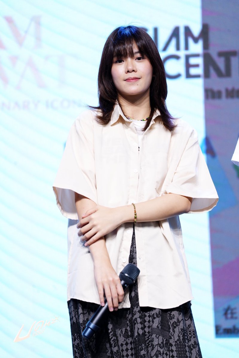 RedPaintJob's tweet photo. เก่นมาดๆ คุณน้งงี
#WeeWeeraya 
#WeeBNK48 
#INDYCAMP 
#BegTheStars https://t.co/PicuKLkhdx