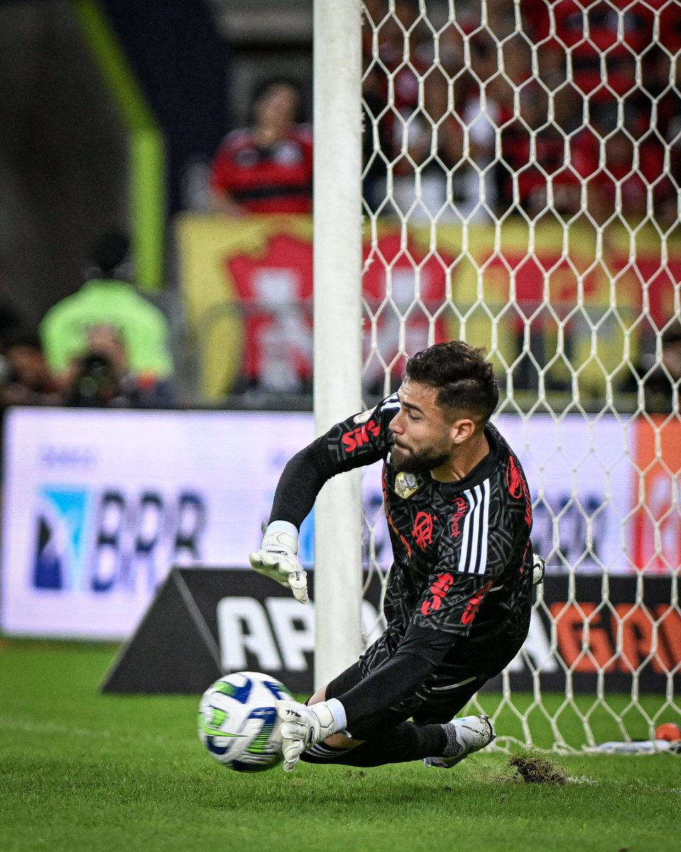 Matheus Cunha tweet media