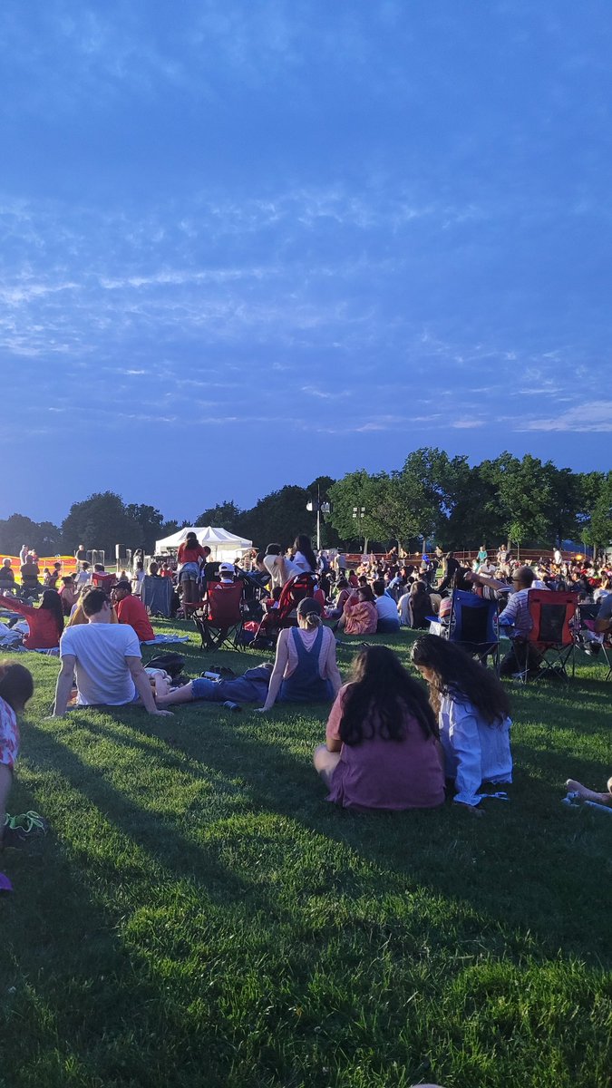 Bohdusafa's tweet image. Happy Canada day!! t- minus 30 minutes until the fireworks.  #Harbourfront #Hamilton