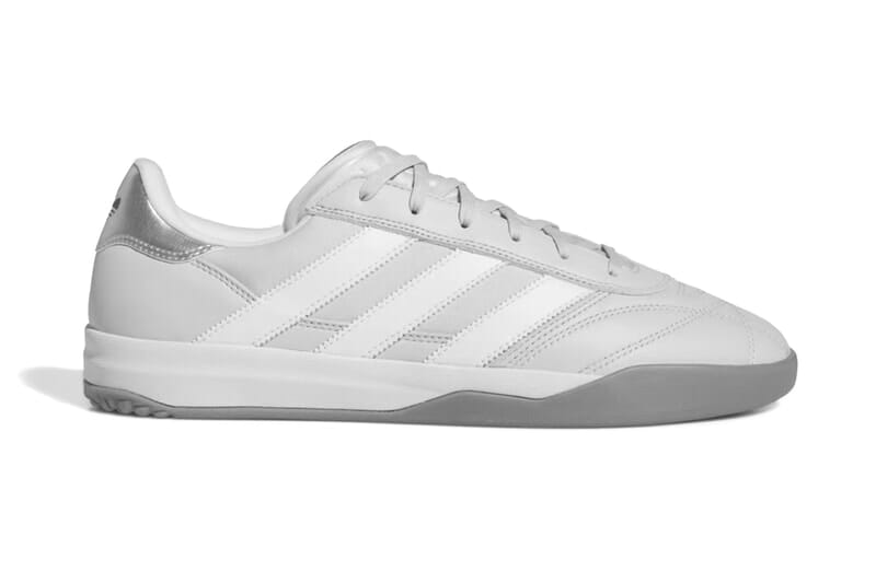 BleedingEdge_OF's tweet image. "#StyleMeetsPerformance: adidas Unveils Revolutionary Grey One Copa Premiere Sneaker, Mixing Classic Copa Mundial with Skateboarding Vibes! #adidas #CopaPremiere #SneakerLaunch" #Footwear

SEE MORE: zpr.io/Hr2gGPSqA2NB