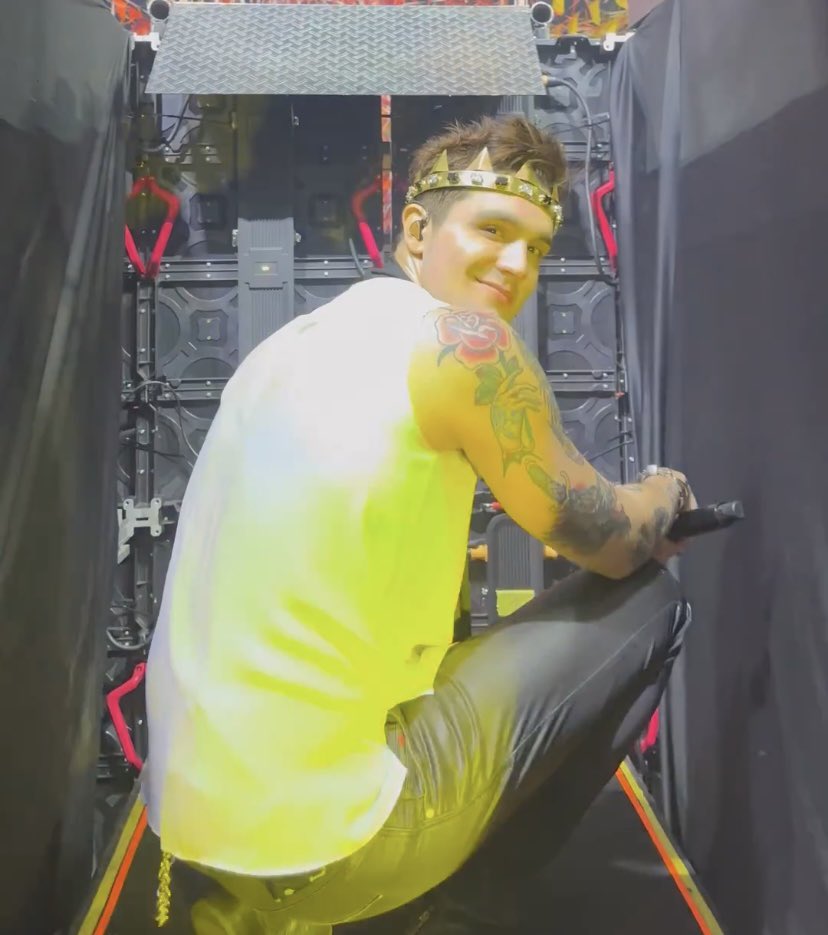 luannmeteor's tweet image. a carinha dele 🫶🏻