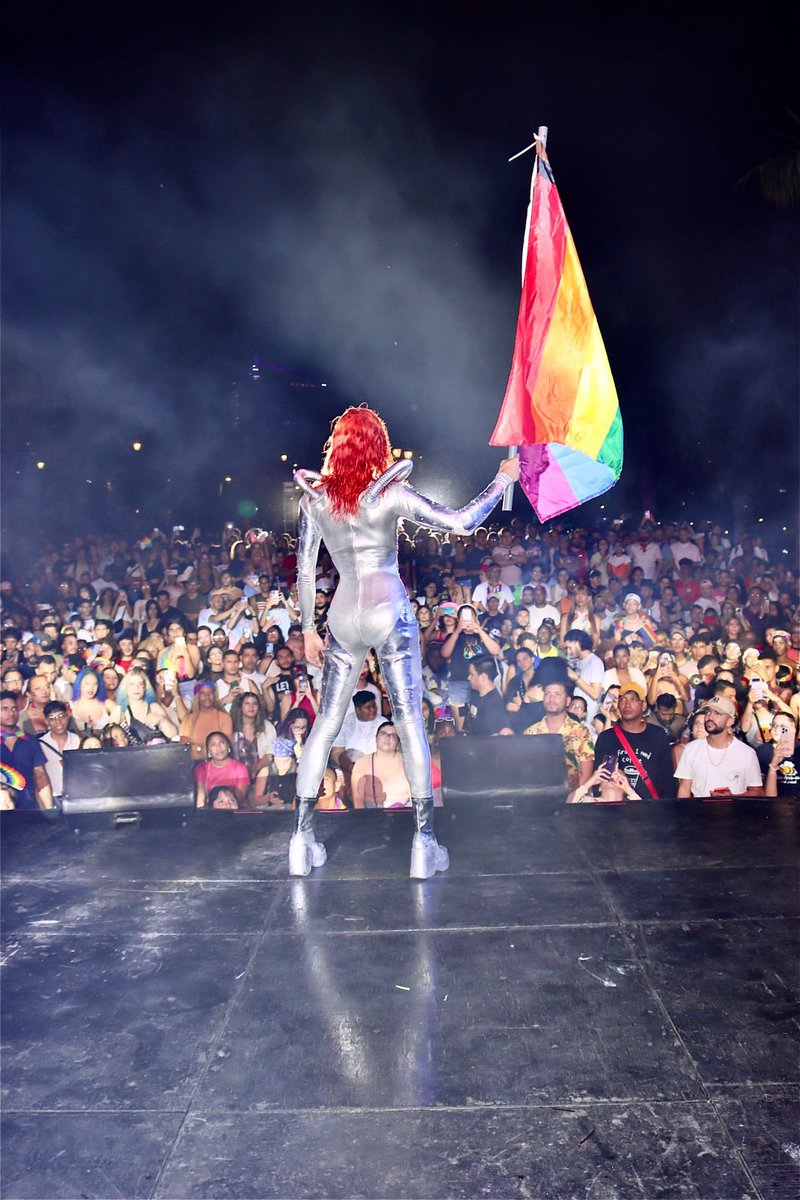 Seguimos imparables con el festival de cierre del mes del orgullo Unidos Somos Más Fuertes 

#PanamaPride2023 #Pride