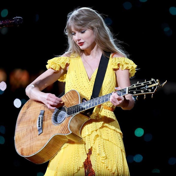 The Eras Tour tweet media