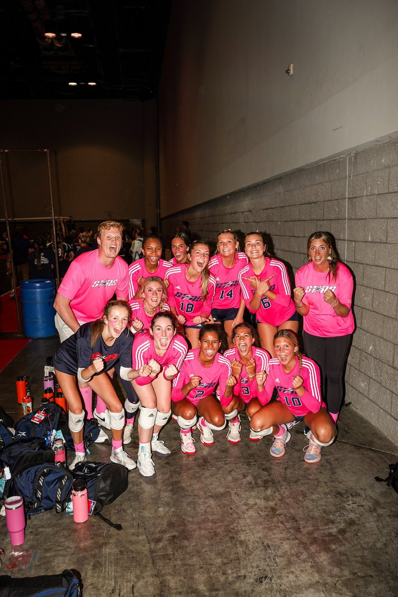 khaneline_vb's tweet image. What a great final week for #16Amy. Although it didn’t end as we hoped, it was still a great last tournament with this team. Strong week of volleyball 💪🏻@RecruitStarsVB