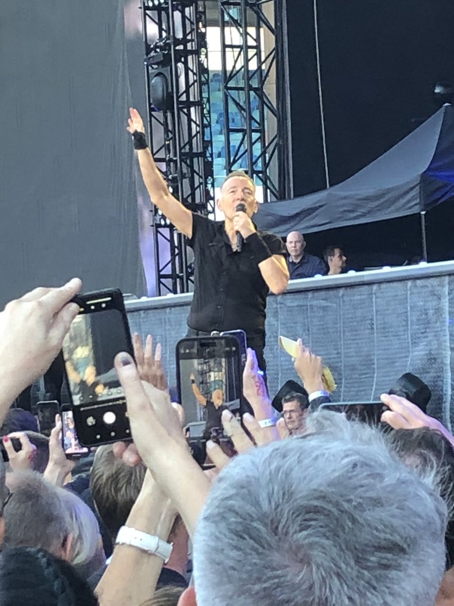 gos75's tweet image. That. Was. Phenomenal. 
#springsteen #goteborg