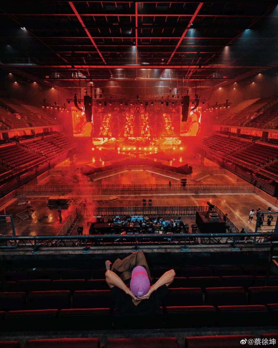 Kaykuncp's tweet photo. #CaiXukun
#KUN2023WorldTour
#CaiXukunConcertBangkok 
@CXK_official

tomorrow，A great concert in Bangkok https://t.co/4iZTd8kZTA