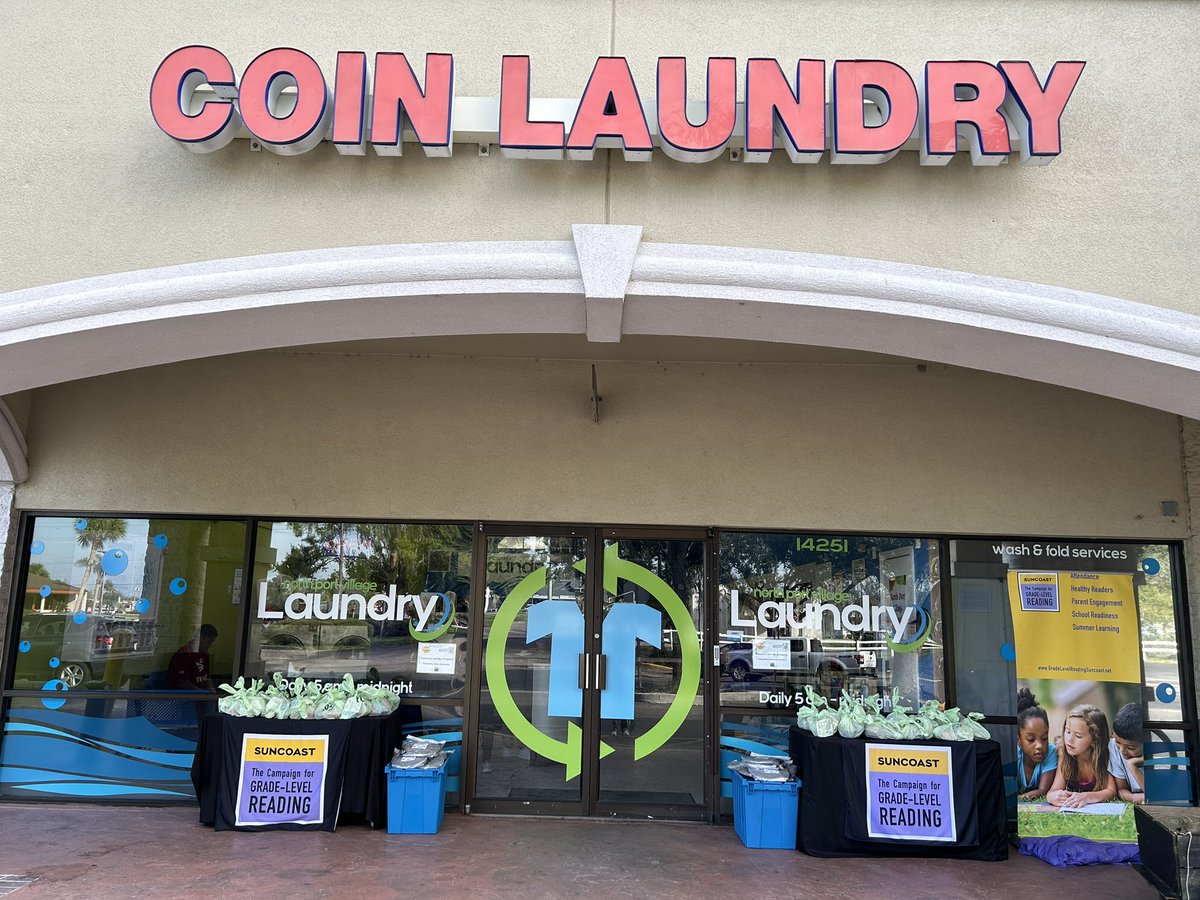 We had a blast spreading kindness and joy at North Port Village Laundry this morning …thanks to <a href="/ThePattersonFdn/">The Patterson Foundation</a> and <a href="/SuncoastCGLR/">Suncoast GL Reading</a> we were able to serve 27 families and do 249 loads of laundry for free! Pop Up Neighbor Through Laundry <a href="/CurrentLP/">The Laundry Project</a>