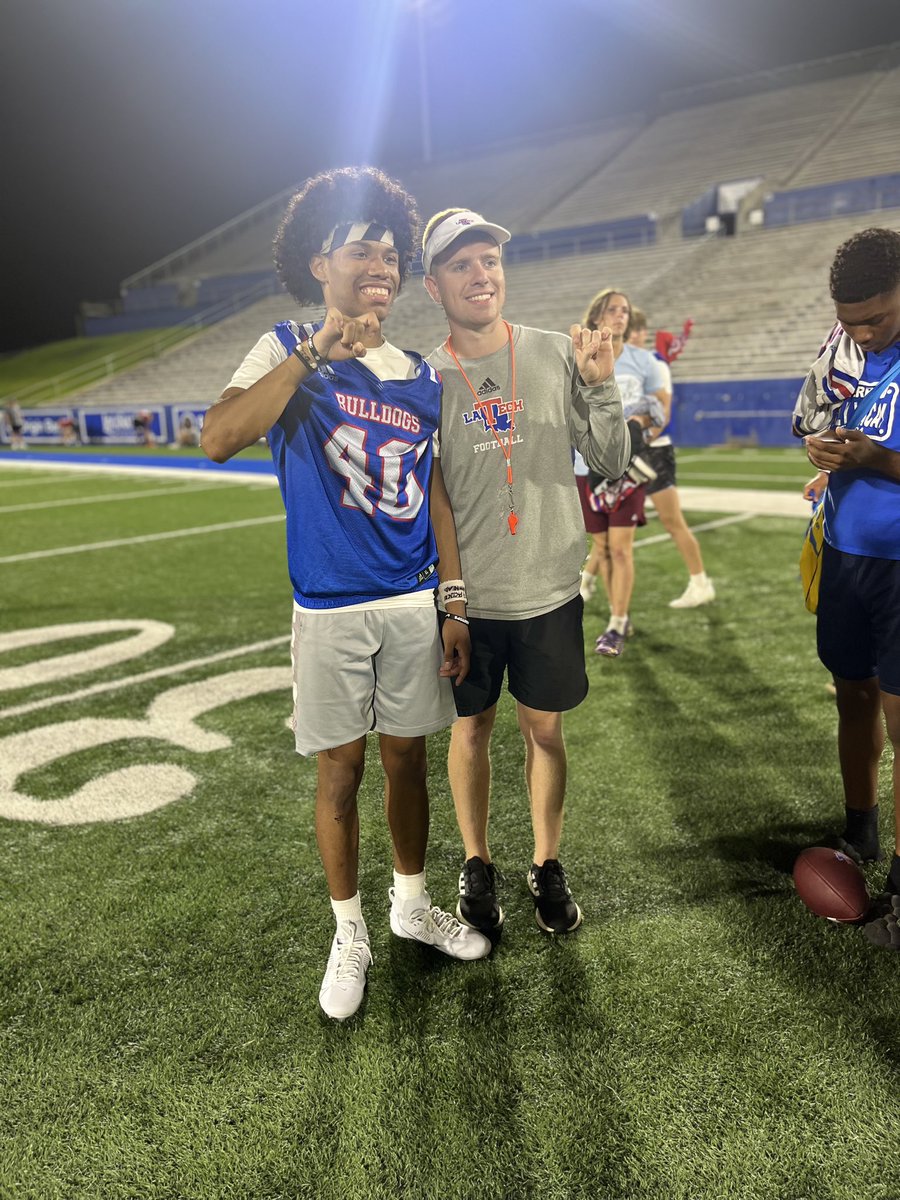 paulsmith_E29's tweet photo. had lots of fun at the @LATechFB camp last night I learned new things to add to my craft and also competed hard as well @pauloturner80 @CoachCarelock @SCumbie_LaTech @CoachVargasWHS @LittrellJosh @WarrenNisd https://t.co/YWBZKhFweY