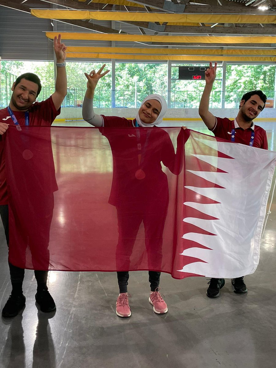 QatarParalympic's tweet image. فضية وبرونزية لأبطال الأولمبياد الخاص مبارك الاحبابي وشعاع العبدالله في مسابقة التزلج على العجلات 300م بدورة الألعاب العالمية الصيفية للأولمبياد الخاص برلين 2023
#berlin_2023 
#sowg_berlin2023 
#specialolympicsworldgames2023