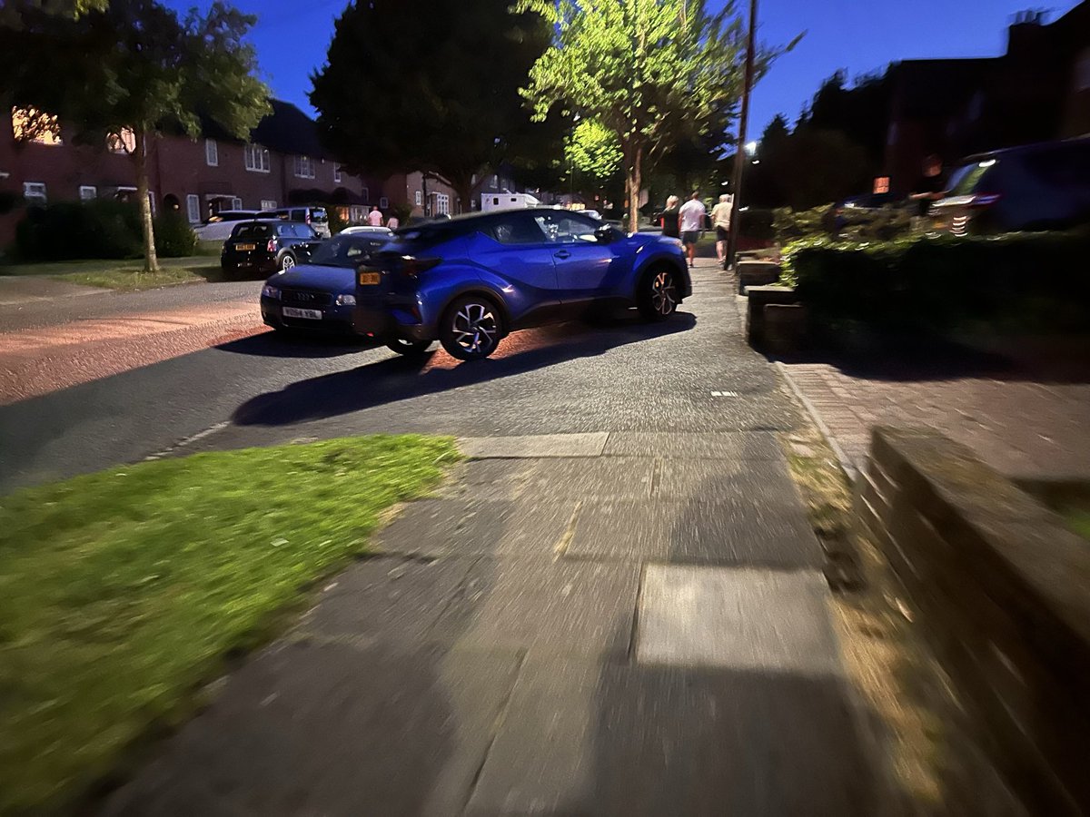 goingabitgrey's tweet photo. @jimmy1shoe @carl_with_a_c @Trafficwmp @badlyparkedbrum @BournvilleCar @YPLAC While we’re at it https://t.co/2YuvtgOfmL