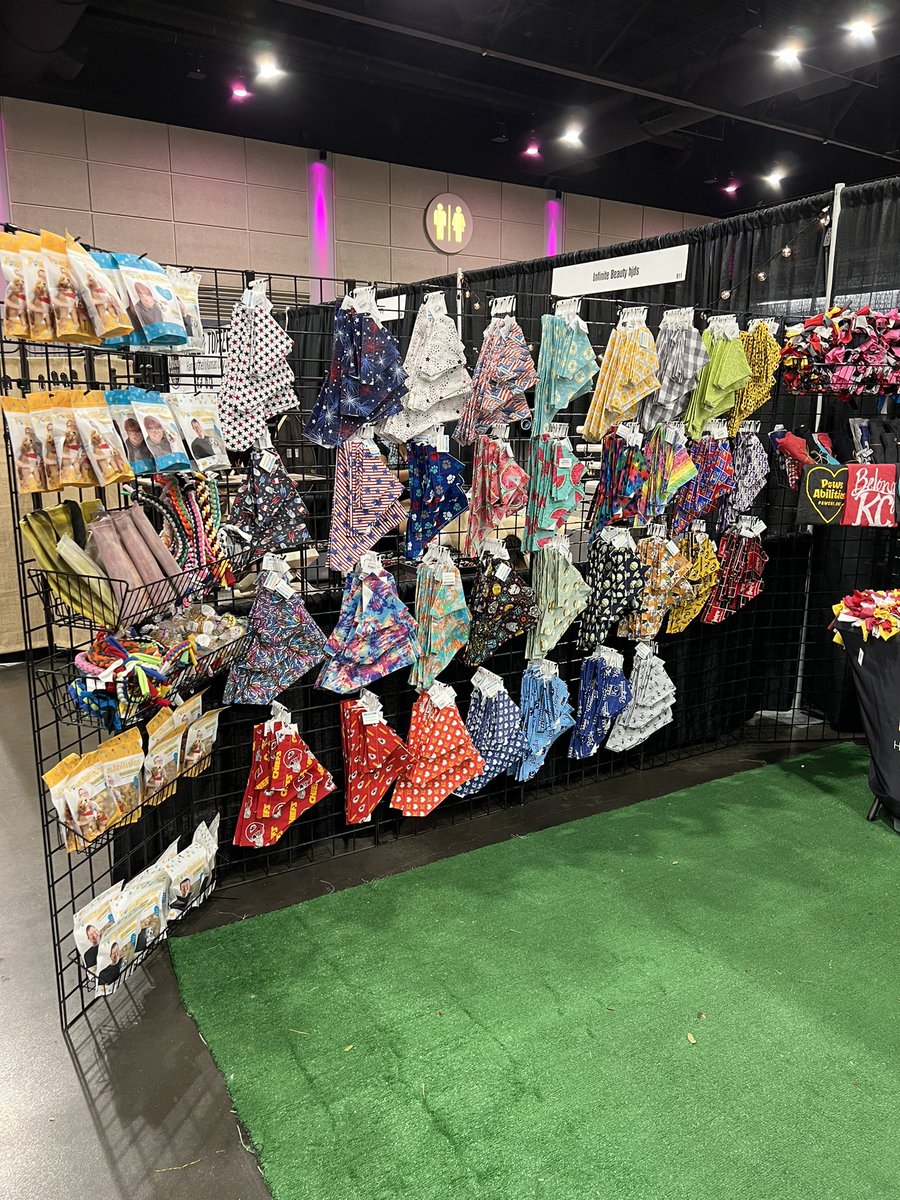 ICKCConnections's tweet image. We are so excited to be apart of the Just For Her event this weekend! 💖✨ Don’t miss out on all the fun AND our handmade dog treats &amp;amp; toys made by the best people right here in Olathe, Kansas! 

📍 Overland Park Convention Center

#justforher #handmadedogtreats #madeinkc