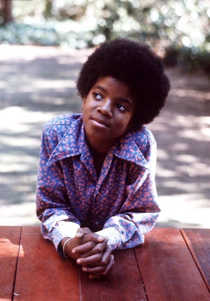 🌹 14 ans plus tôt, le plus grand artiste de toute l’histoire de la musique perdait la vie. 

     Repose en paix, Michael Jackson 🐐