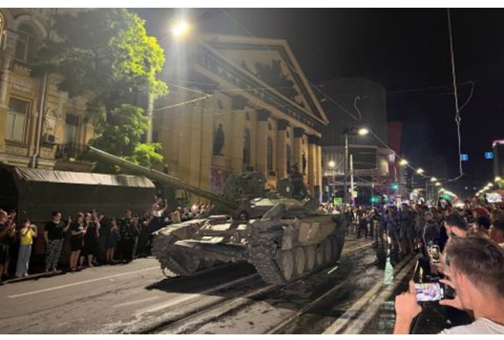 Natalia4Russia's tweet image. Well after today's events in #Russia and the march towards #Moscow I'm wondering now ultimately...is #WagnerPMC  over? And what Will become of #Prighozin Thoughts please??