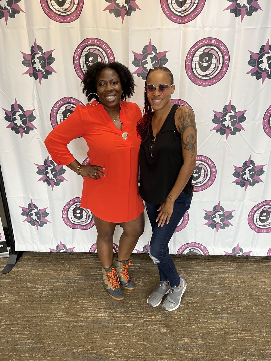 Kudos to ⁦@marigalloway⁩ and the entire ⁦@WomenCyberjutsu⁩ team.👏🏾 I understand what it takes to pull off a summit. #womenincyber #cyberjutsuday2023 #cyberjutsutribe #cyberjutsuawards #sharethemicincyber
