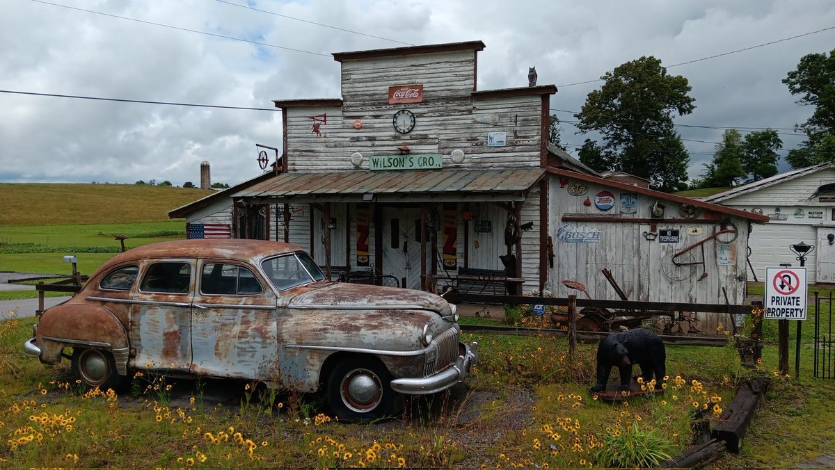 DortmundtHorror's tweet image. Saw this awesome old spot in Greeneville, TN...

#decrepit #old #Tennessee #ruins #Oldcars #gasstation #history #historic #photograph #photography #photooftheday #photographylovers #artistic #countrylife #country #RusticRelics #relic #rusty #mountains #Appalachia #rurallife