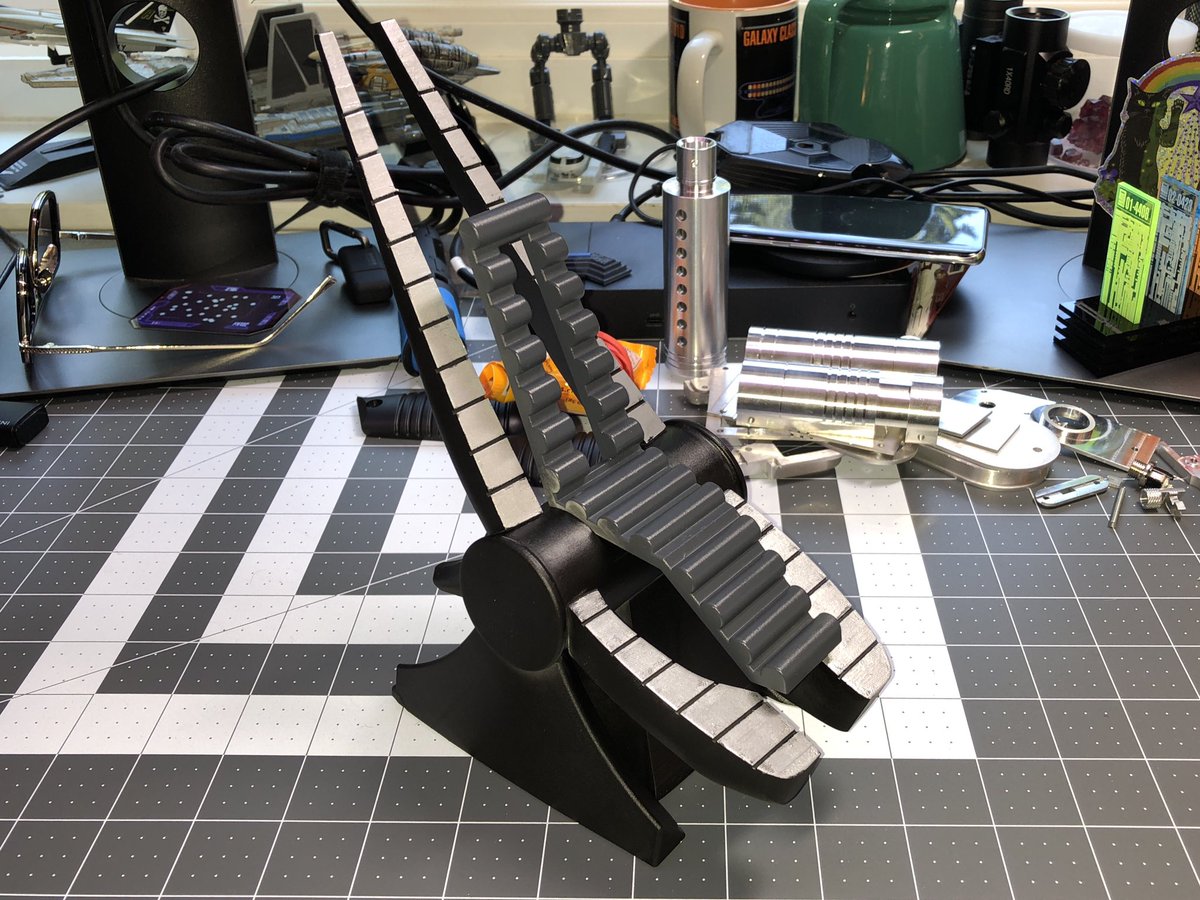 GeekToyLove's tweet photo. 1/10 scale 3D printed #Stargate Asgard command chair. Stl by 3DMechanics on Insta. Made to fit the @CollectDST Thor figure. 

#2023Projects #GeekDen https://t.co/DGbFefyEoT