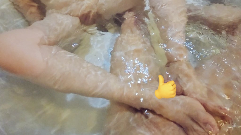 오늘은 대딸 날이네여.

입딸
손딸
양발딸