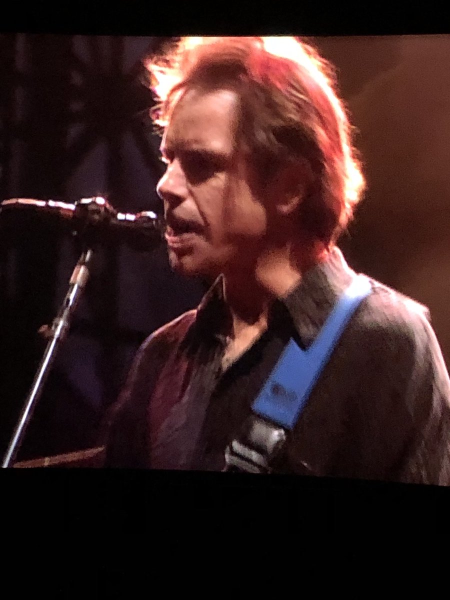 smplefy's tweet image. Middle-aged Bobby #meetupatthemovies #GratefulDead  #hellinabucket #ifunabletodanceiwillcrawl