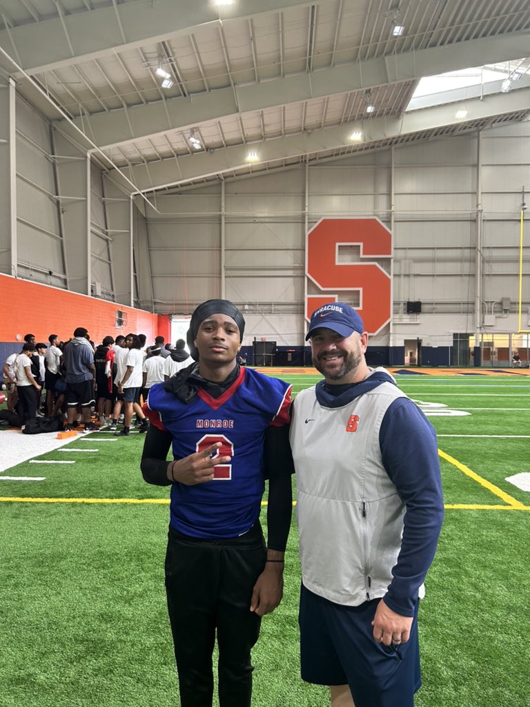 After a great visit and 7v7 I’d like to say I am extremely blessed to receive my 8th Offer from Syracuse University  <a href="/CoachLynch/">Mike Lynch</a> @CoachBabersCuse <a href="/WRCoachmj/">Mike Johnson</a> <a href="/McAllisterMike1/">Mike McAllister</a> <a href="/GregCTC585/">Greg Hopkins</a> <a href="/CTC4CHANGE/">ChangingTheCommunity</a> <a href="/RoeFootball_/">Roe Football</a> <a href="/BruceJ_55/">Coach Bruce J</a> <a href="/SyraCuseAholic/">Derrick Degon</a> 🍊🍊