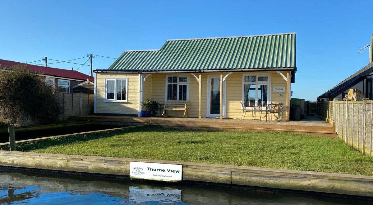 🏡 Broads Escapes tweet media