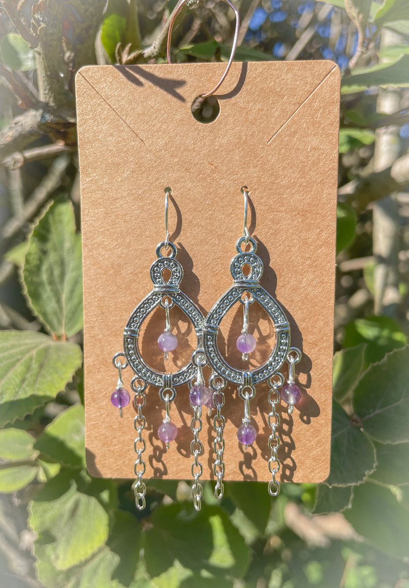 kaitpence's tweet photo. Get genuine crystal earrings for a steal with an extra 25% off their sale price with the code  "SummerBlowout" 💖

Link in bio ✨ https://t.co/6VFanFAtDJ