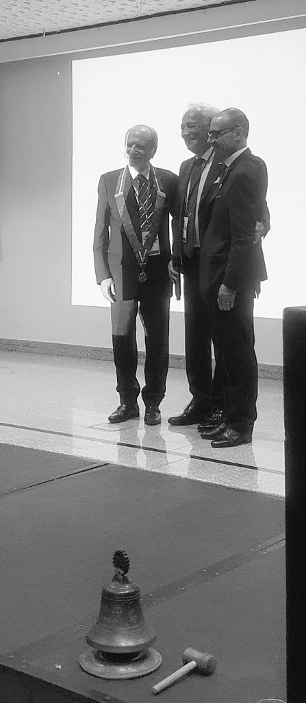 rotary2102's tweet photo. Chiusura Congresso Distrettuale Rotary. Imagine Rotary, Enjoy Rotary! 
#IICongressoDistrettualeRotary 
#ImagineRotary #EnjoyRotary #Rotary #Rotaract #Interact #Distretto2102 #CreateHopeInTheWorld https://t.co/Yf3U50NLQi