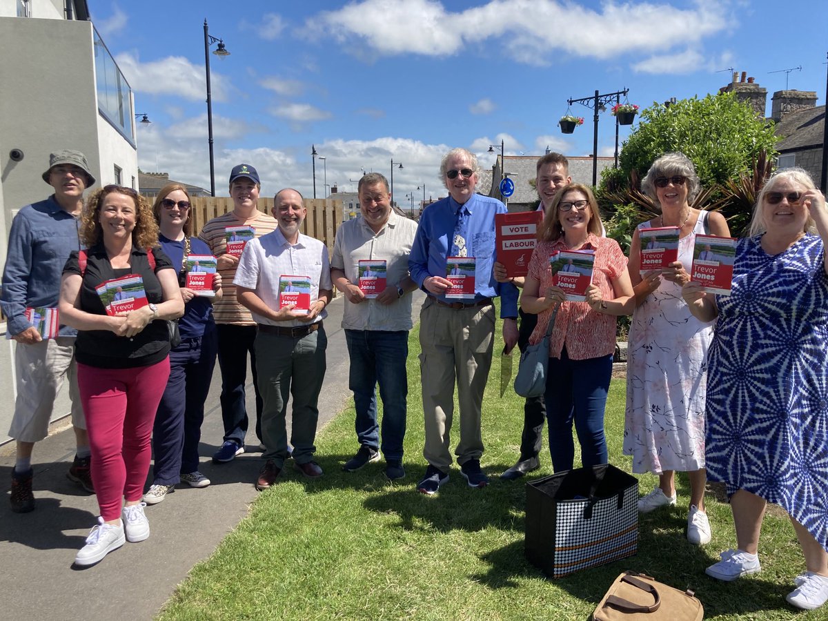 Lovely weather campaigning with our Labour candidate ex dental surgeon Trevor Jones. He’s standing for the Pentre Mawr ward in the by.election in Abergele. Polling day is 13th July. If you can help us please get in touch xx