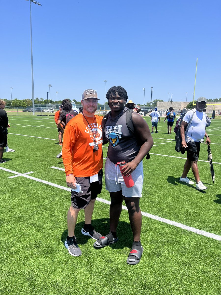 #AGTG After a great camp and conversation with <a href="/LitrentaJohn/">John Litrenta</a> <a href="/Aguilar74OL/">Rafael Aguilar, M. Ed.</a> I am blessed to receive an offer from East Central University

<a href="/RockHill_FB/">Rock Hill Blue Hawks Football</a> <a href="/coachmarkwilk/">Mark Wilkinson</a> <a href="/NicoSummerfield/">Coach Nicolas Summerfield</a>
