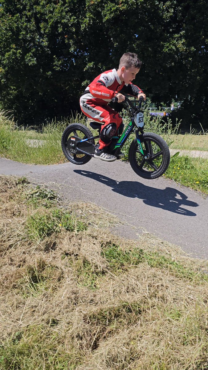 ArronOrriss's tweet photo. Took my boy out today on his bikes. Started on the electric bike as you can see and then his minimoto this afternoon. Not exposing his minimoto work yet. Just going to say this. The boy is fast #cha53 #revvi #minimoto #practice #2wheels https://t.co/u7Aq75sh3v