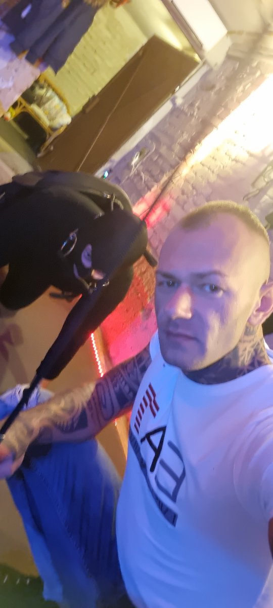adonisdomtop's tweet photo. A pony ride begins. I enjoy sitting on the slave with my ass. It moves 100 kg and see what the slave is doing on my pages! Hierarchy works! #master #slave #slavetraining #bdsm #fetish #alpha #domination #humiliation https://t.co/gguJkYtTKN