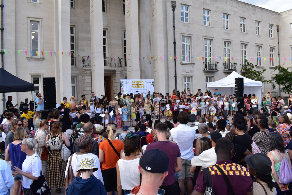 Mayor of Waltham Forest, Cllr Roy Berg, toured our community partner stalls before addressing the festival crowd at Fellowship Square. This was followed by incredible performances from the African Diaspora Festival Choir, @Alisonraydance with @GBCarnival, and @WIILMAMusicArts.