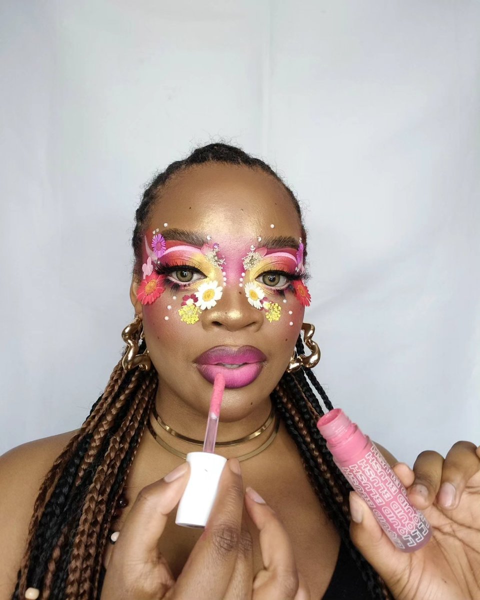 JanelleSWayland's tweet photo. Summer vibes
https://t.co/LOMd2SZ24A

Using @beautybay Tropical Palette
Adaptation from BB Masterclass https://t.co/sNCCVUNPuY