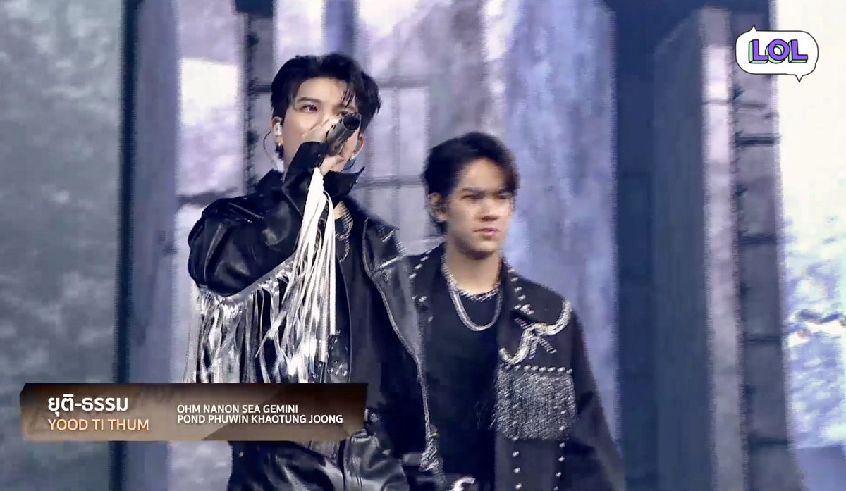 tomatomomoshiro's tweet image. ข้าวตังๆๆ @myktnw วันนี้ร้องเพลง มีเสน่ห์มากๆเลยนะ เสียงเพราะกับท่าทางที่เป็นเอกลักษณ์ 😸 เก่งมากๆ นะ วันนี้ทั้งเท่ ทั้งน่ารักเลย ปลื้มปริ่ม 🌘💐🦥😁#เฟิร์สข้าวตัง #LOLFanFest2023D1 #LOVOLUTION