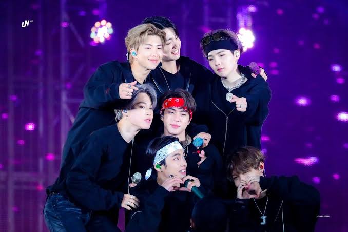 They don't deserve this
#WELOVEYOUNAMJOON 
#WELOVEYOUSEOKJIN 
#WELOVEYOUYOONGI  
#WELOVEYOUJHOPE  
#WELOVEYOUJIMIN  
#WELOVEYOUTAEHYUNG  
#WELOVEYOUJUNGKOOK 
#WELOVEYOUBTS 
#WELOVEYOUOT7