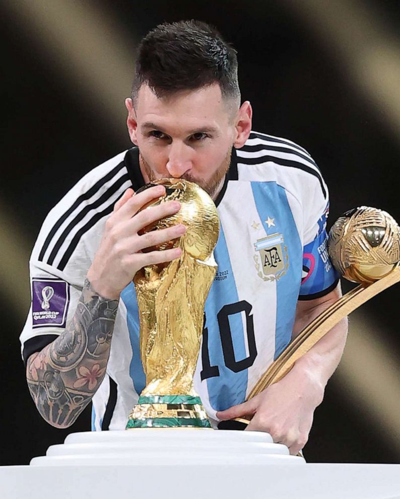 sachiinpatel's tweet photo. The GOAT Turns 36 today. Happy Birthday Lionel Messi 👑🐐 https://t.co/9MySu7UefK